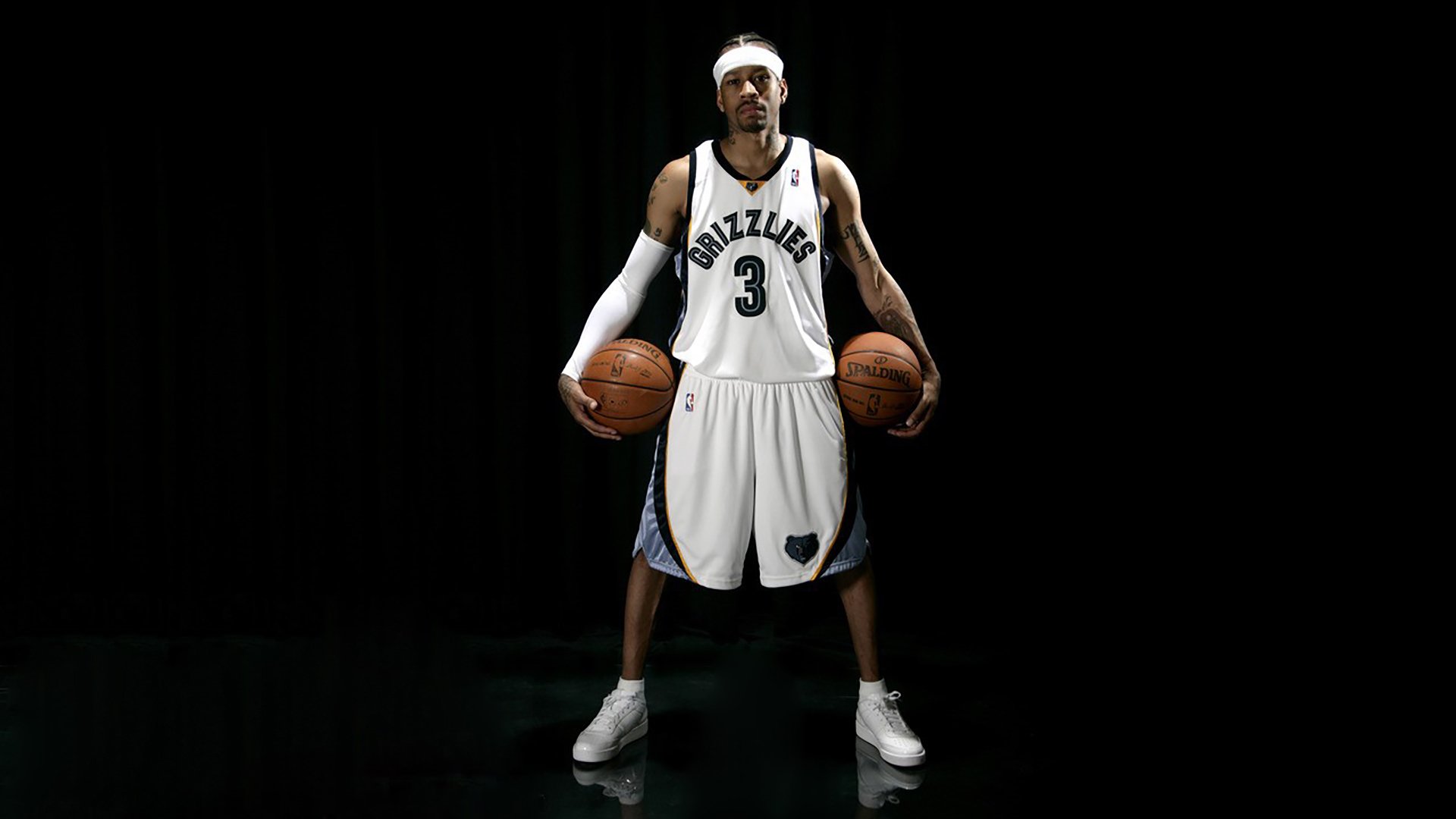 C罗回归赛场,赛况扑朔迷离首场状态亮眼,DWG观众沸腾!